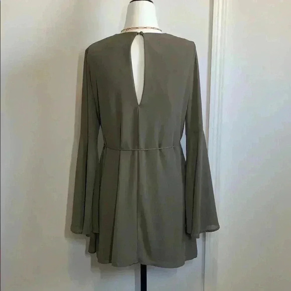 Revamped bell sleeves blouse/Dress size Xs - Picture 2 of 6